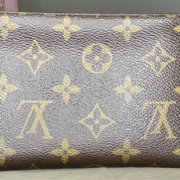 Louis Vuitton Monogram Long Wallet - Picture 11 of 11